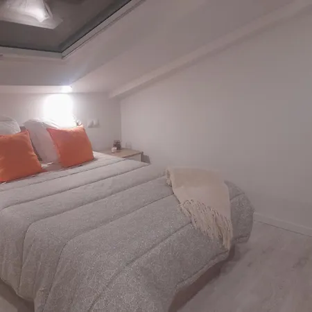 Apartamento Duplex De Diseno Moderno Y Acogedor *